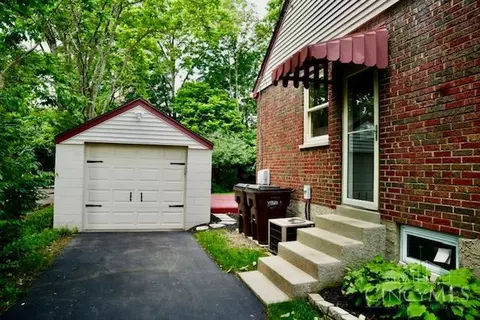 7113 Silver Crest Dr, Cincinnati, OH 45236 photo 4