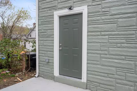 6740 Hurd Ave, Cincinnati, OH 45227 photo 5
