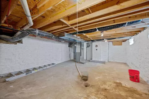 6740 Hurd Ave, Cincinnati, OH 45227 photo 38