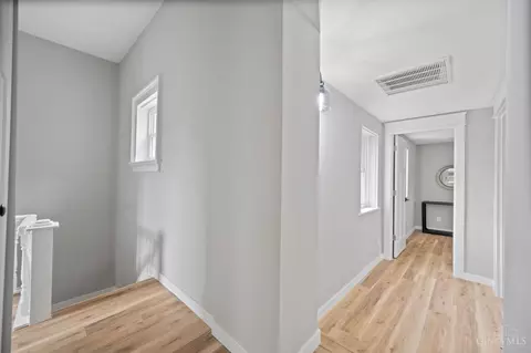 6740 Hurd Ave, Cincinnati, OH 45227 photo 32