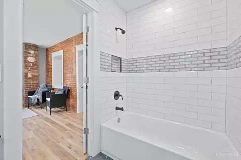 6740 Hurd Ave, Cincinnati, OH 45227 photo 10
