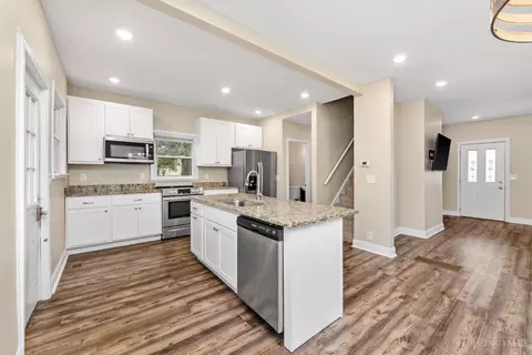 8708 Blue Ash Rd, Cincinnati, OH 45242 photo 13