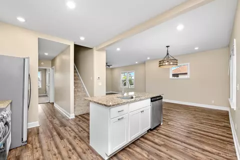 8708 Blue Ash Rd, Cincinnati, OH 45242 photo 11