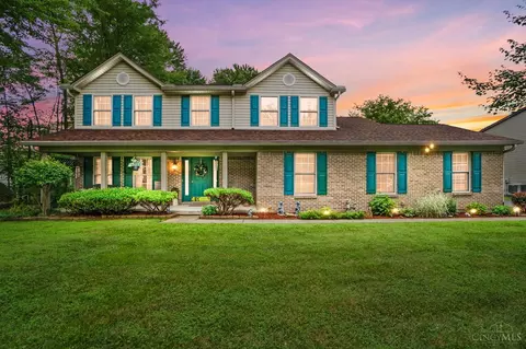 1334 Dee Dee Ln, Amelia, OH 45102