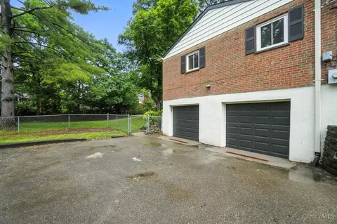 Exterior - 2000 Neeb Rd, Cincinnati, OH 45233 photo 11 of 11