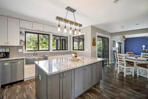 711 Eagle View Ct, Mason, OH 45040 photo 2