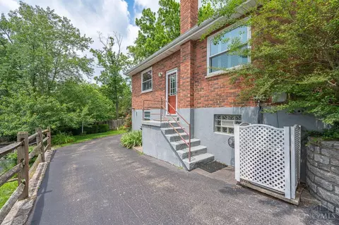 3915 Petoskey Ave, Mariemont, OH 45227 photo 23