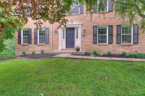 227 Stoneridge Dr, Milford, OH 45150