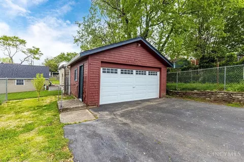 208 Mcclelland Ave, Saint Bernard, OH 45217 photo 32