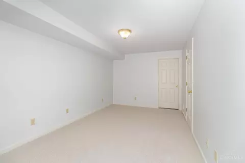 849 Cypresspoint Ct, Cincinnati, OH 45245 photo 17