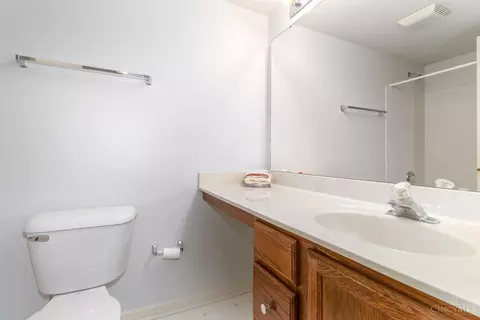 849 Cypresspoint Ct, Cincinnati, OH 45245 photo 23