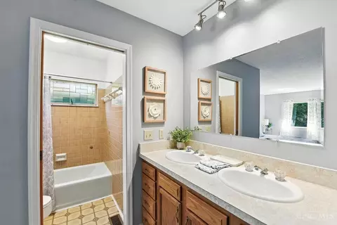 Bath - 4607 Rumpke Rd, Cincinnati, OH 45245 photo 1 of 3