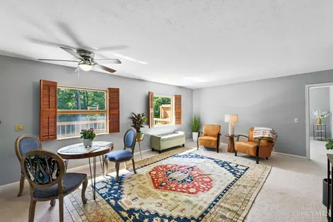 Living - 4607 Rumpke Rd, Cincinnati, OH 45245 photo 2 of 4