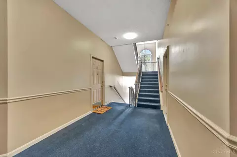 5461 Michelles Oak Ct, Cincinnati, OH 45248 photo 37