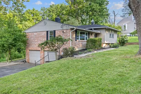 Exterior - 7611 State Rd, Cincinnati, OH 45255 photo 4 of 22