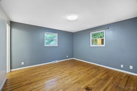 Bedroom - 7611 State Rd, Cincinnati, OH 45255 photo 5 of 6