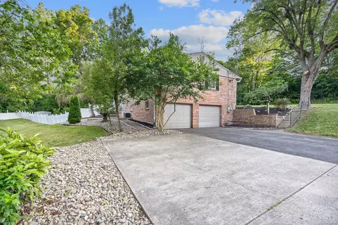 Exterior - 7611 State Rd, Cincinnati, OH 45255 photo 19 of 22