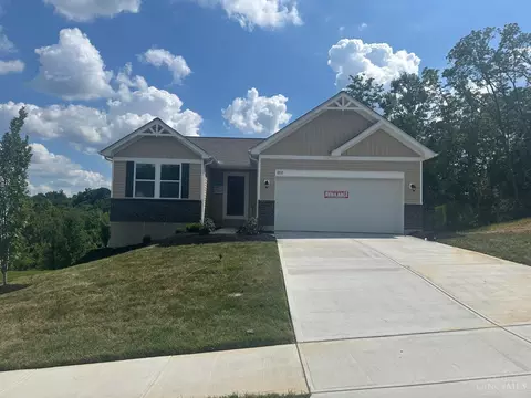 8537 Noelle Dr, Colerain Twp, OH 45251