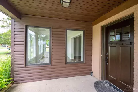 Exterior - 3918 Michael Dr, Cincinnati, OH 45255 photo 1 of 12