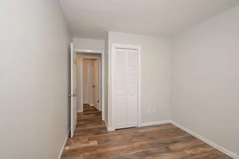 Bedroom - 3918 Michael Dr, Cincinnati, OH 45255 photo 3 of 11