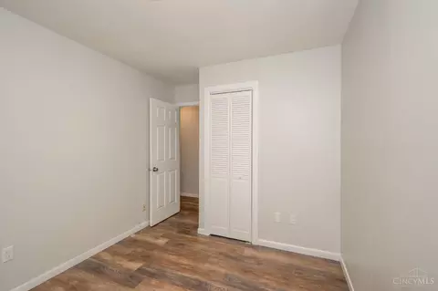 Bedroom - 3918 Michael Dr, Cincinnati, OH 45255 photo 2 of 11