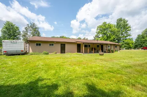 Exterior - 3918 Michael Dr, Cincinnati, OH 45255 photo 8 of 12