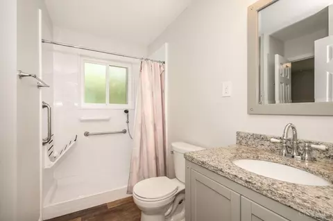 Bath - 3918 Michael Dr, Cincinnati, OH 45255 photo 1 of 3