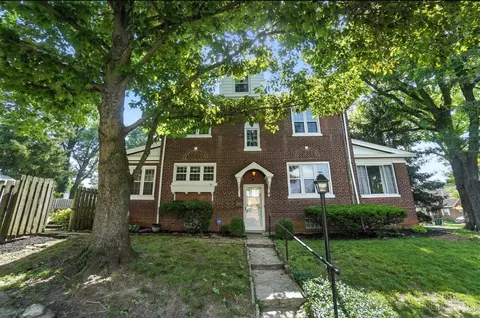 3416 Woodford Rd, Cincinnati, OH 45213