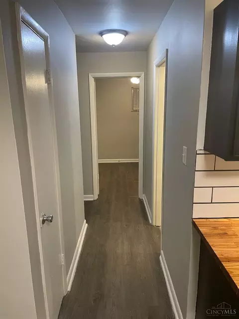 Entry Way - 3369 Ninann Ct, Cincinnati, OH 45211 photo 1 of 1