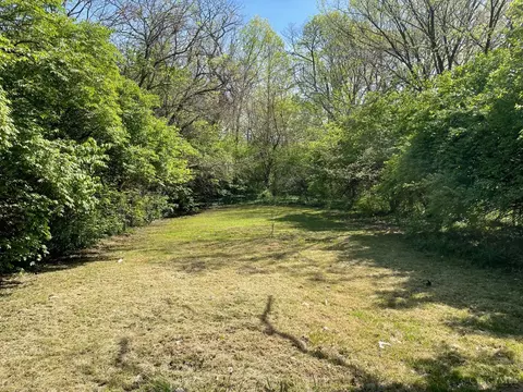 Exterior - 3369 Ninann Ct, Cincinnati, OH 45211 photo 5 of 8