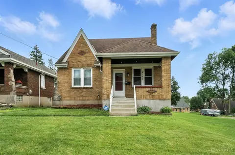 4163 Homelawn Ave, Cheviot, OH 45211