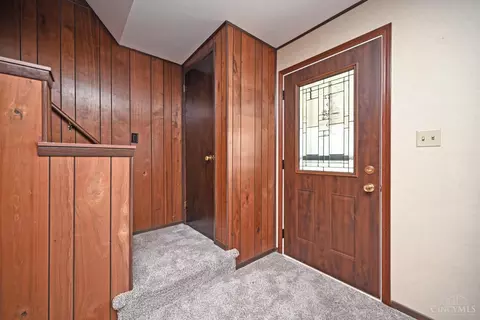 Entry Way - 10593 Plainfield Rd, Sharonville, OH 45241 photo 1 of 2