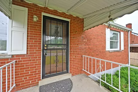 Exterior - 10593 Plainfield Rd, Sharonville, OH 45241 photo 3 of 8