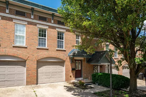 2519 Ravine St, Cincinnati, OH 45219