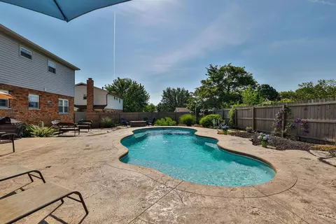 Exterior - 3369 Linsan Dr, Cincinnati, OH 45239 photo 12 of 13