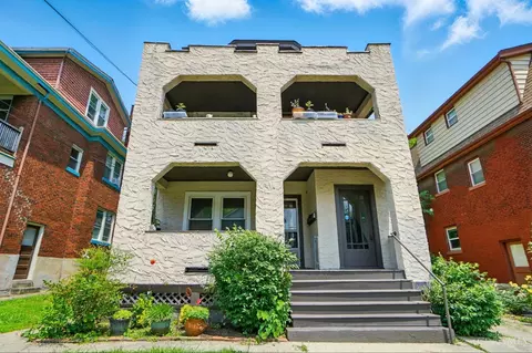 458 Lloyd Pl, Cincinnati, OH 45219