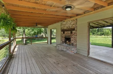 Exterior - 4879 Klatte Rd, Cincinnati, OH 45244 photo 9 of 16