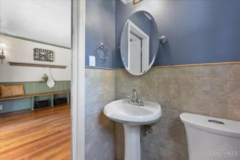 Bath - 4879 Klatte Rd, Cincinnati, OH 45244 photo 1 of 7