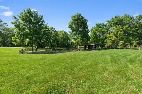 Exterior - 4879 Klatte Rd, Cincinnati, OH 45244 photo 10 of 16
