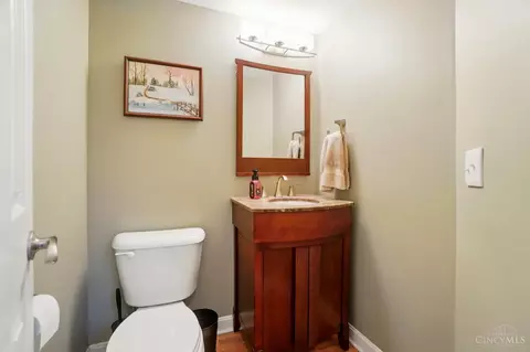 Bath - 4214 Fieldsedge Dr, Mason, OH 45040 photo 1 of 7