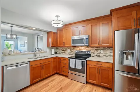 Kitchen - 4214 Fieldsedge Dr, Mason, OH 45040 photo 4 of 5