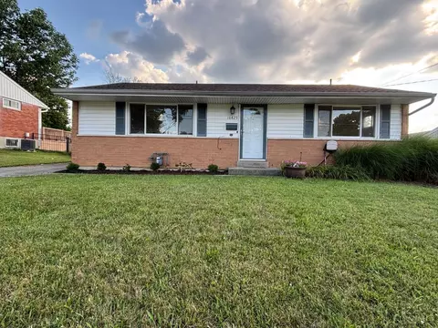 10829 Lemarie Dr, Sharonville, OH 45241