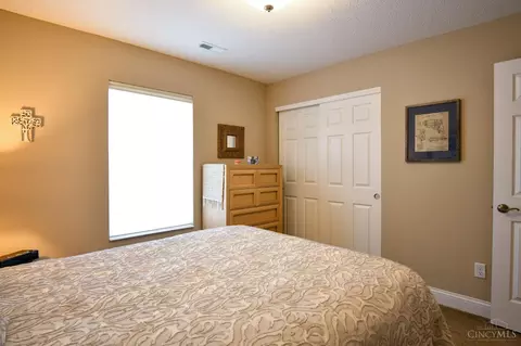 10147 Kindle Dr, Washington Township, OH 45458 photo 45