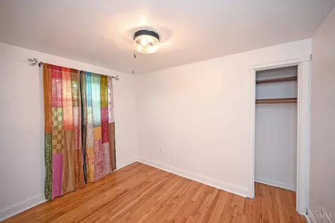 Bedroom - 523 Jackie Ln, Cincinnati, OH 45244 photo 7 of 9