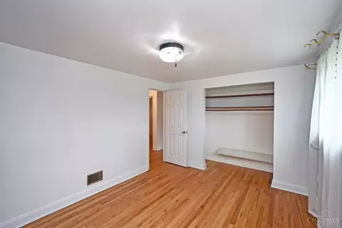 Bedroom - 523 Jackie Ln, Cincinnati, OH 45244 photo 3 of 9