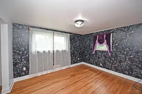Bedroom - 523 Jackie Ln, Cincinnati, OH 45244 photo 1 of 9