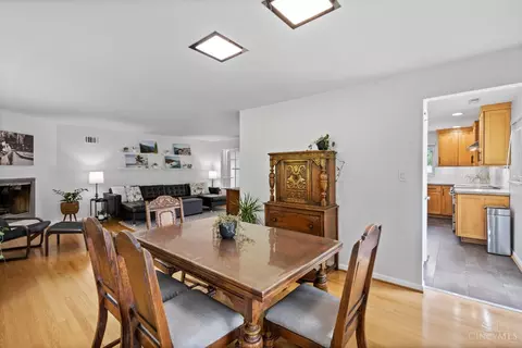Dining - 6673 Apache Cir, Madeira, OH 45243 photo 2 of 2