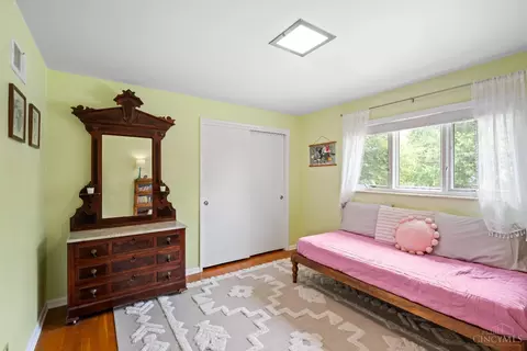 Bedroom - 6673 Apache Cir, Madeira, OH 45243 photo 1 of 6