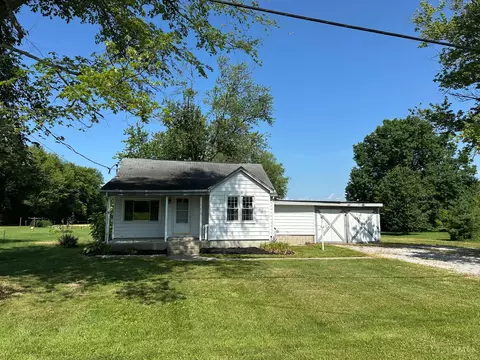 5983 Newtonsville Hutchinson Rd, Batavia, OH 45103