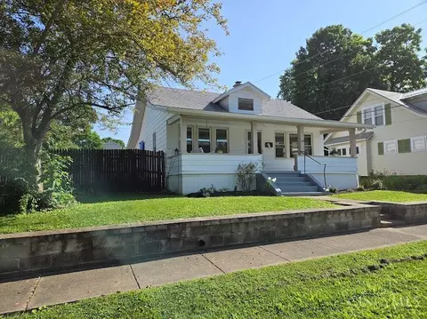 124 Pleasant St, Hillsboro, OH 45133